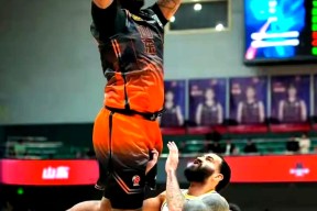 爱游戏电竞体育-今晚突围战来临，多伦多猛龙围绕NBA总决赛扳平良机，悬念犹存，细节决定成败的简单介绍-爱游戏电竞体育